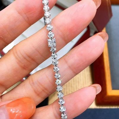 Decoração de pulseira de diamante de corte de princesa de forma redonda