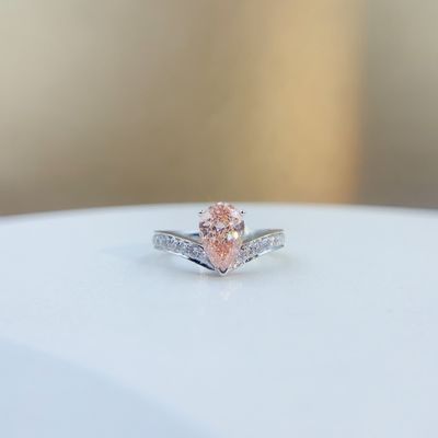 Anel de ouro branco de 18K Coleção de diamantes personalizáveis Joias de diamantes de laboratório